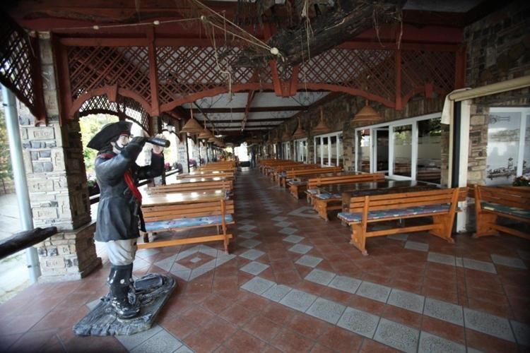Hotel Dunav Sremski Karlovci Zewnętrze zdjęcie